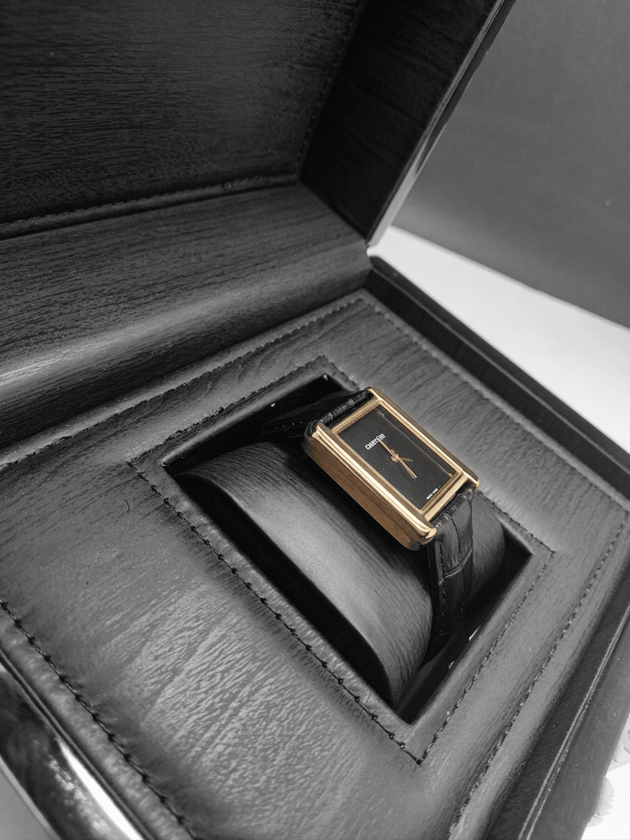 Car - tier Tank leather strap - luxury men watch | Hero Lifestyle