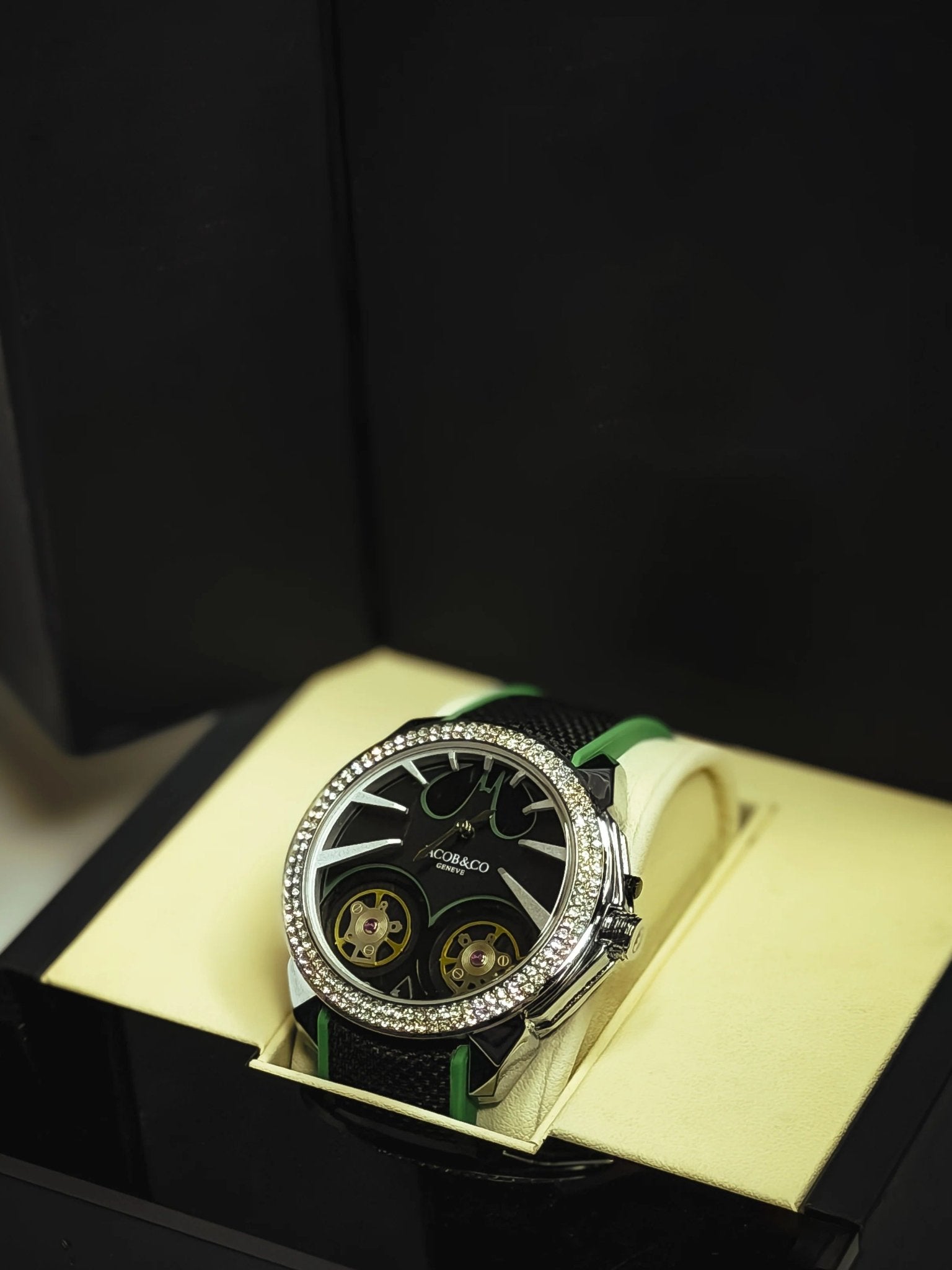 Gotham city - luxury men watch | Hero Lifestyle